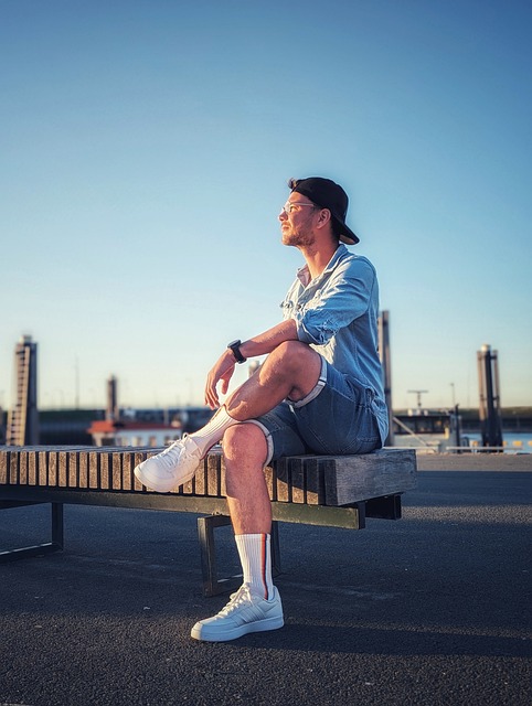 名产生连锁 名产生连锁